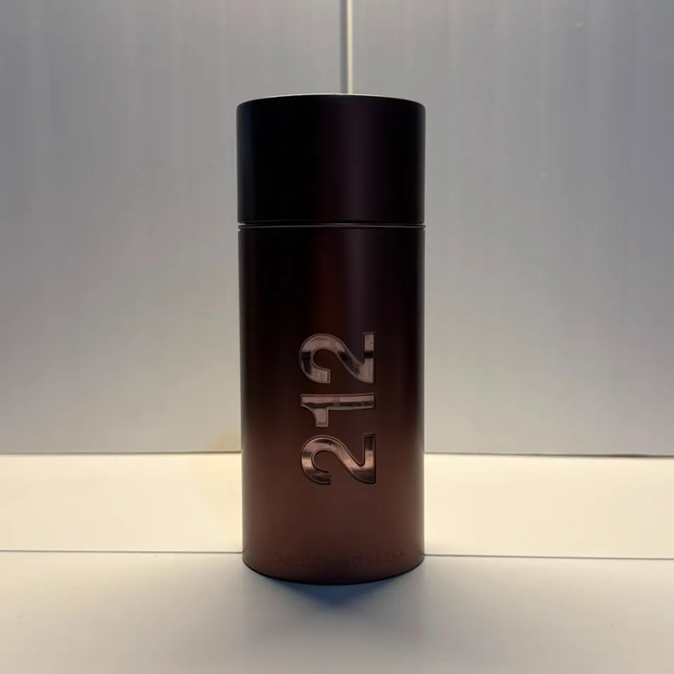 Carolina Herrera 212 Sexy Men